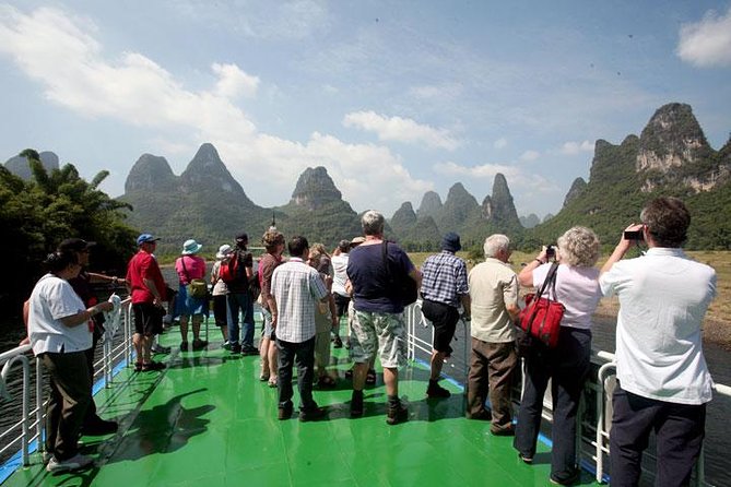 1 Day Li River Cruise from Guilin to Yangshuo with Private Guide & Driver - Why the Li River cruise is the main event