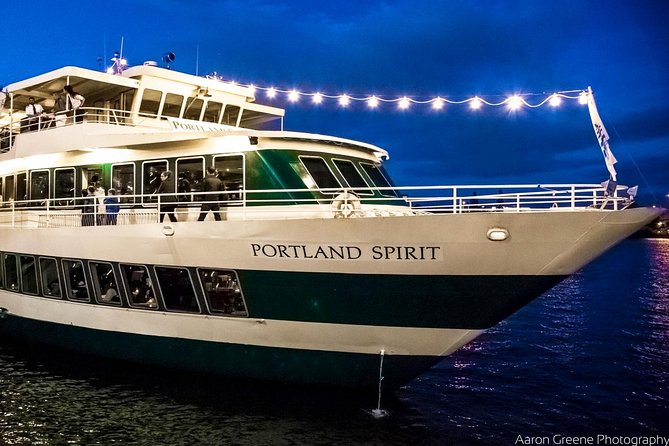 2.5-hour Dinner Cruise on Willamette River - Key things to know before boarding