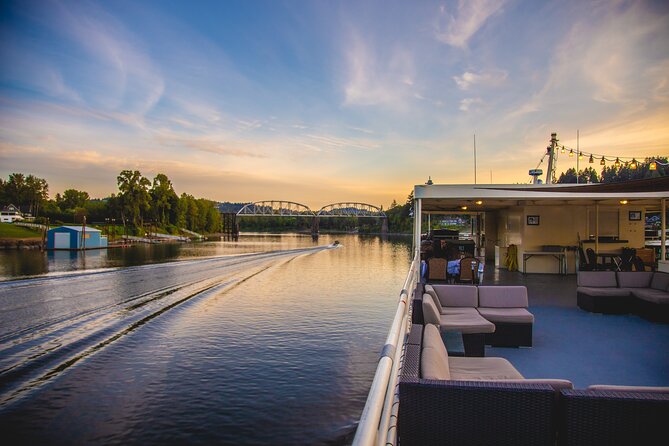 2.5-hour Dinner Cruise on Willamette River - Oaks Amusement Park and the Sellwood Bridge