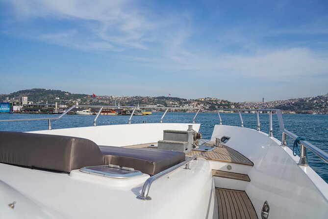 2 Hours Luxury Private Yacht Cruise on the Bosphorus - Why the Bosphorus is Istanbul’s best sightseeing route