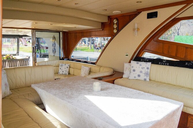 2 Hours Luxury Private Yacht Cruise on the Bosphorus - What is served aboard the yacht