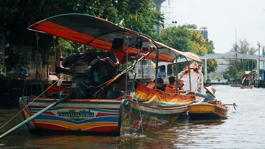 2 Hrs Private Bangkok Canals Tour by Long-Tail Boat - Guided - Choosing Wat Pak Nam and the Emerald Glass Pagoda