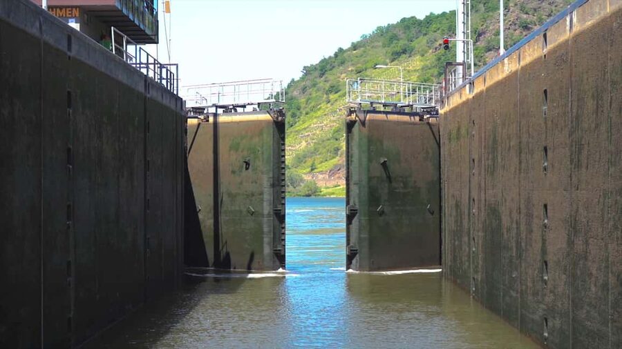2-River Day-trip by boat to Koblenz and return from Alken - Two rivers, one long day from Alken
