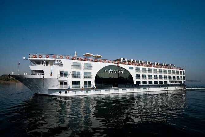 4-Day Luxury Nile Cruise from Aswan to Luxor with Private Guide - Day 2: Kom Ombo and Edfu’s powerful temple