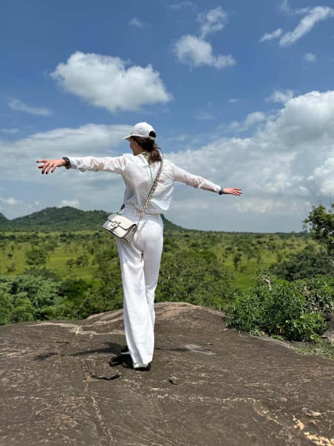 Accra: Shai Hills and Volta River Cruise Day Trip with Lunch - Meeting Davis at Accra Mall