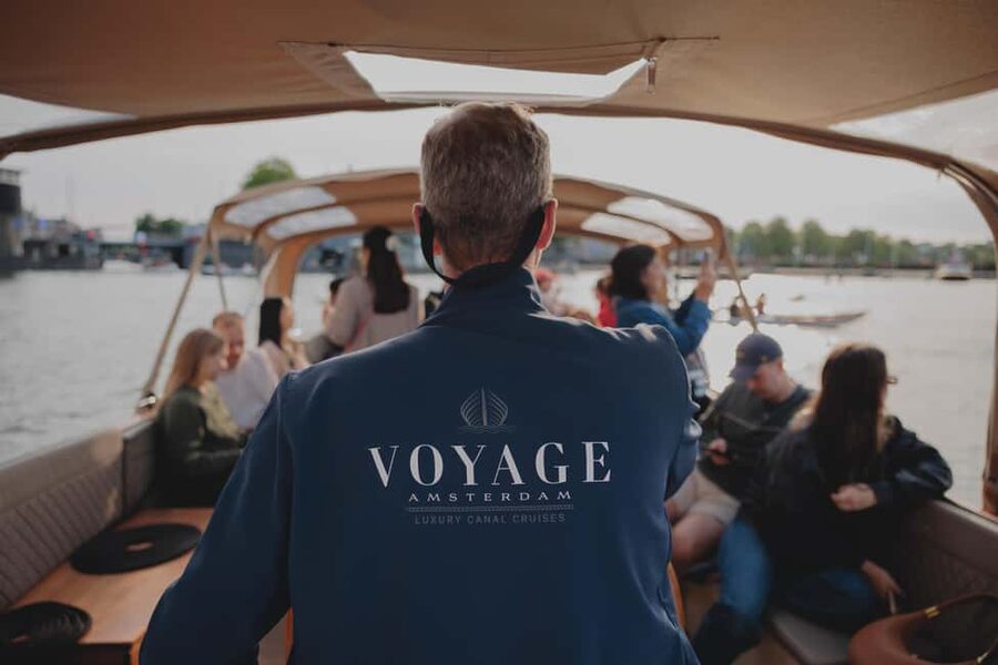 Amsterdam: 1.5-Hour High-End Morning Breakfast Canal Cruise - Key points at a glance