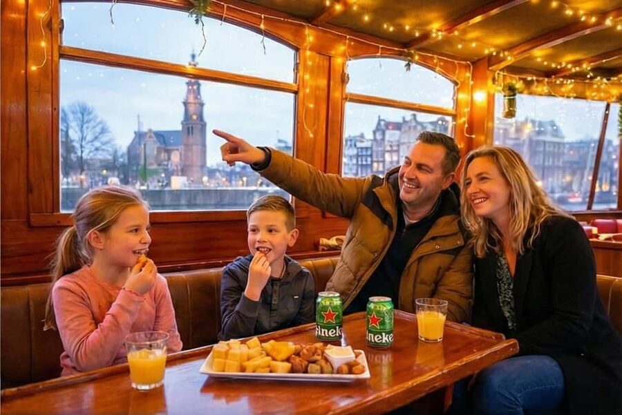 Amsterdam: 90 min Cosy Canal Cruise w. Bar & Snacks on board - Why 90 minutes is the sweet spot