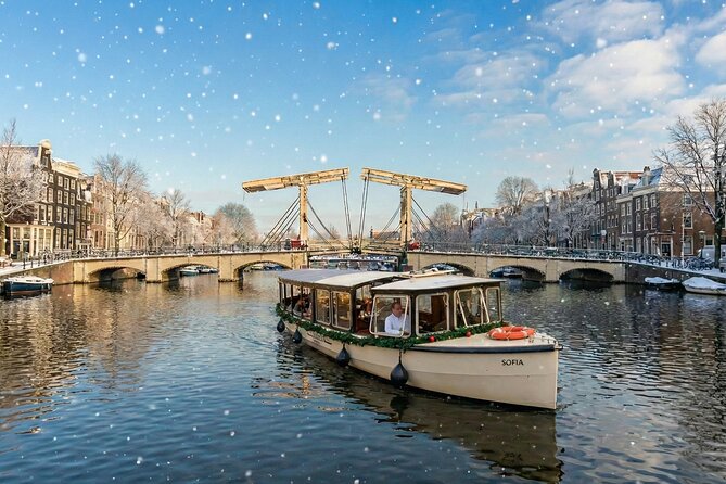 Amsterdam 90 minutes Canal Cruise with bar and snacks on board. - Key points at a glance