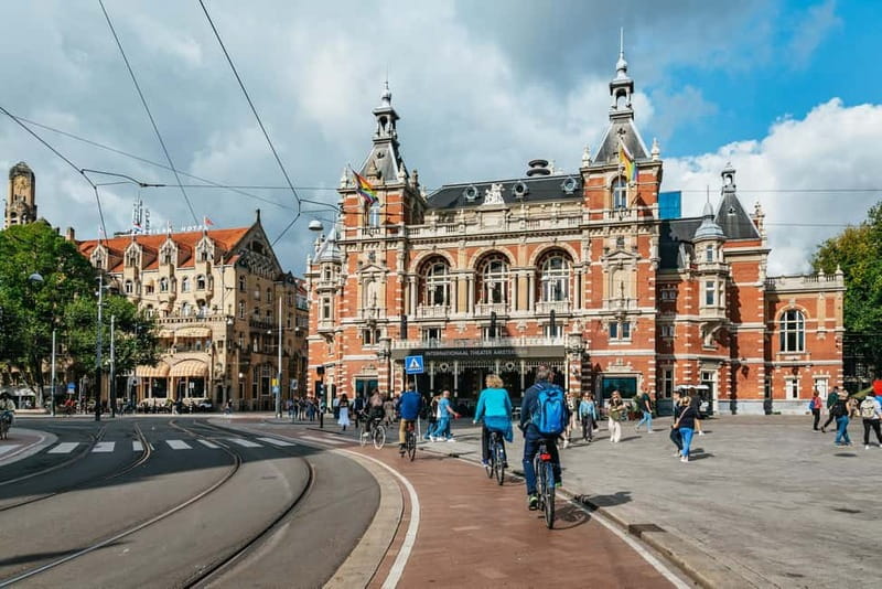 Amsterdam Bike Tour in Small Group + Optional Canal Cruise - A breather through Vondelpark