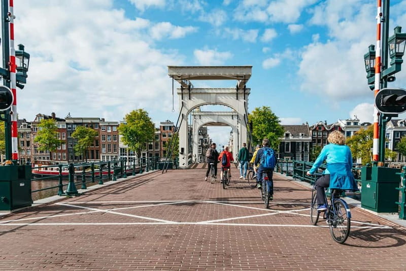 Amsterdam Bike Tour in Small Group + Optional Canal Cruise - Starting near Amsterdam Centraal Station