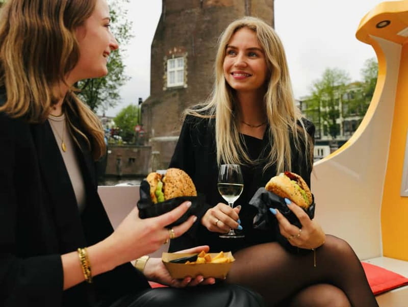Amsterdam: Burger Cruise - Burgerbar & Canal Cruise - Key points to know before boarding