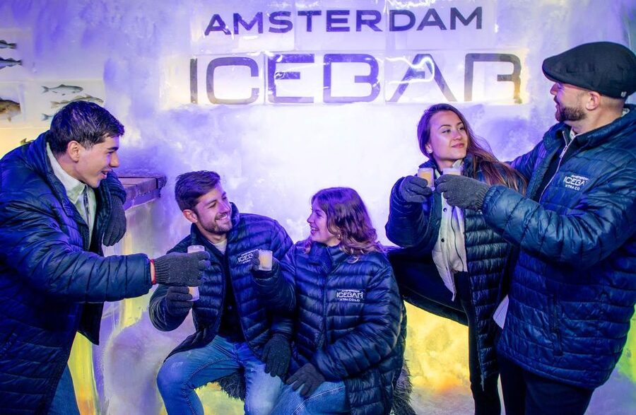 Amsterdam: Canal Cruise and Entrance to Xtracold Icebar - Should you book the Amsterdam canal cruise and Icebar?