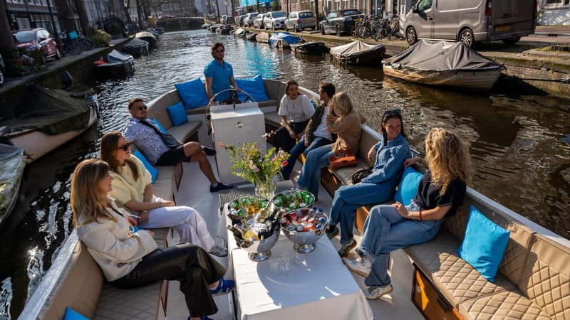 Amsterdam: Canal Cruise in Open Boat with Drink Option - Groenburgwal, the Dancing Houses, and Herengracht