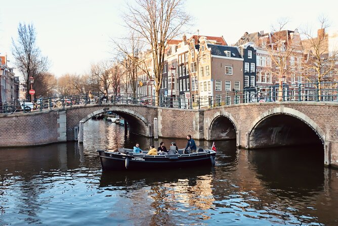Amsterdam Canal Tour by Open Boat – 90 min Small Group Experience - Guides, commentary, and the pace of the ride