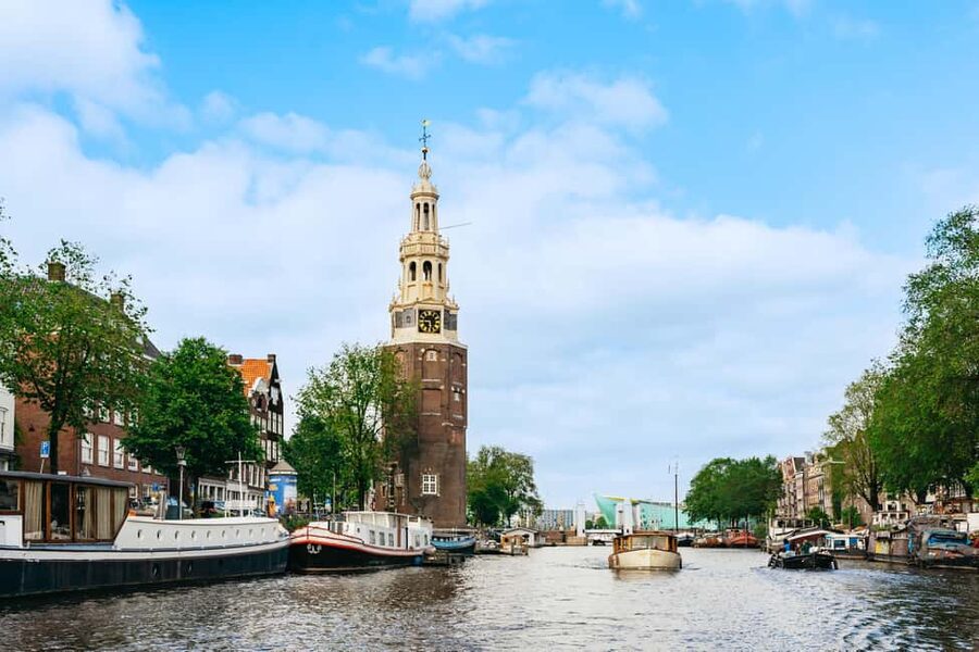 Amsterdam: City Canal Cruise and Rijksmuseum - What the 75-minute boat ride shows you
