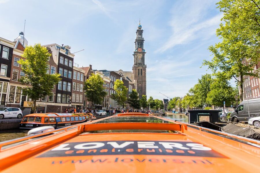 Amsterdam: City Centre Canal Cruise including Audioguide - Who will enjoy this cruise most?