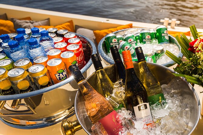 Amsterdam Classic Saloon Boat Canal Cruise with Live Guide - Open boat or classic saloon boat