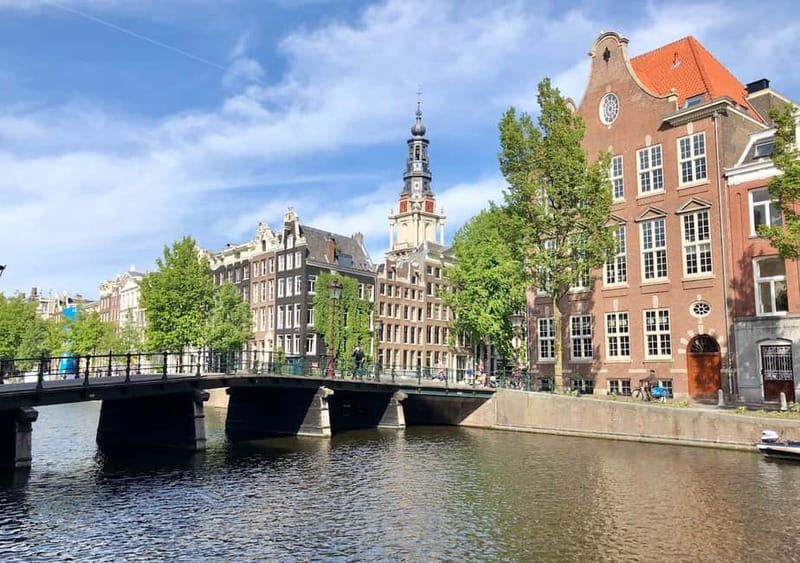 Amsterdam: German Canal Cruise with Unlimited Drinks Option - Boarding at the Sea Palace pier