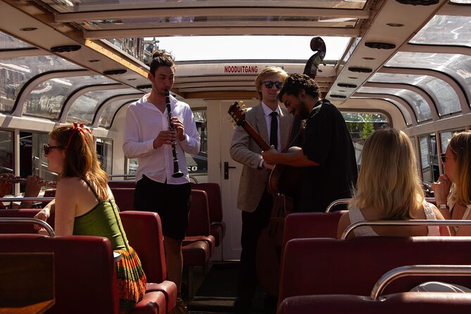 Amsterdam Jazz Canal Cruise with live music - The band and the atmosphere