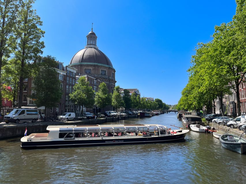 Amsterdam: Keukenhof Ticket with Shuttle Bus + Canal Cruise - Walking through 32 hectares at Keukenhof