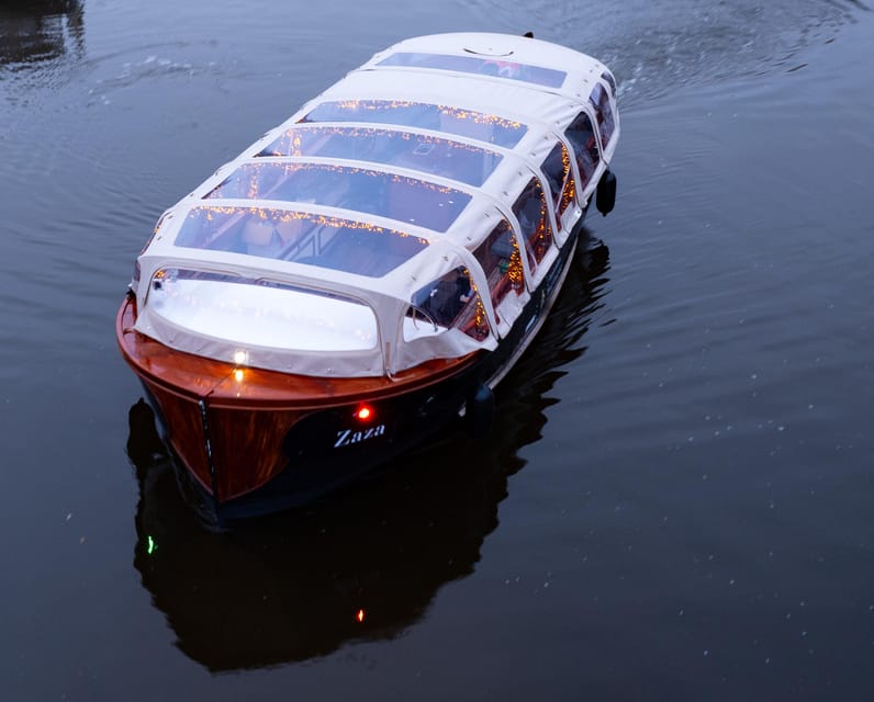 Amsterdam: Light Festival Canal Boat Tour - Who will enjoy this cruise most?