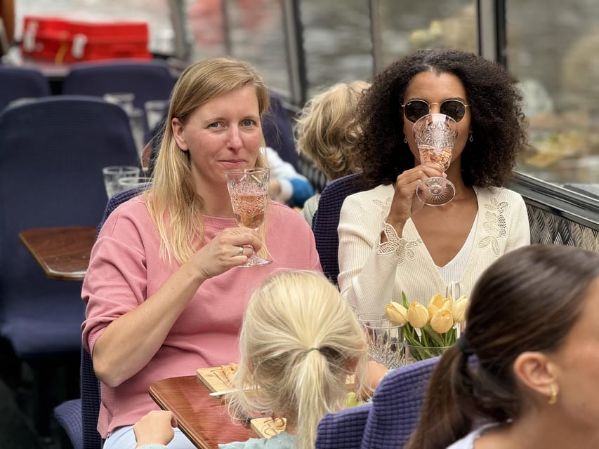 Amsterdam: Luxury Cheese & Wine Canal Cruise - Key points to know before booking