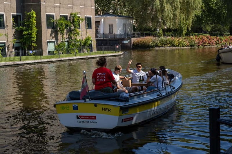 Amsterdam: Open Boat Canal Cruise (with Free Spritz Option) - Is the one-hour route good value?