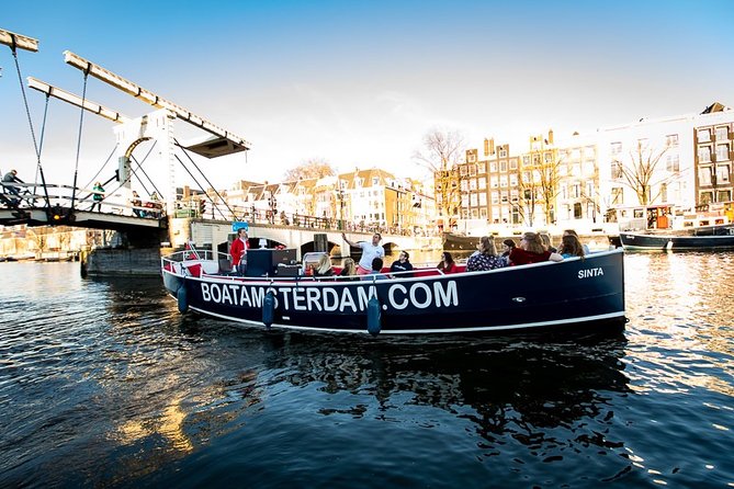 Amsterdam Open Boat Cruise with Live Guide and Two Drinks - Group size, timing, and the feel of the ride