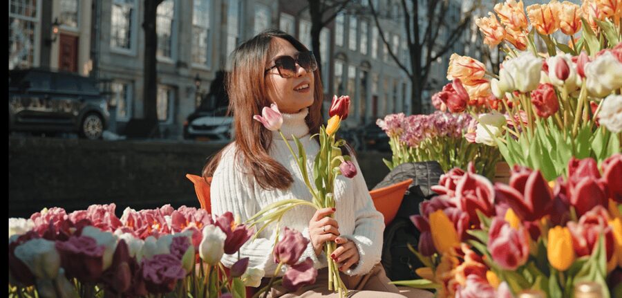 Amsterdam: Premium Tulip Boat Canal Tour - Should You Book the Premium Tulip Boat?
