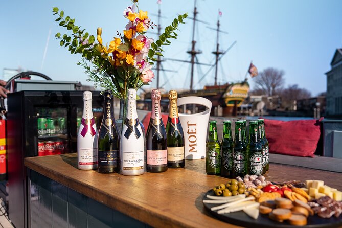 Amsterdam: Private Canal Cruise with Drinks and Snacks - Booking tips for a smoother outing
