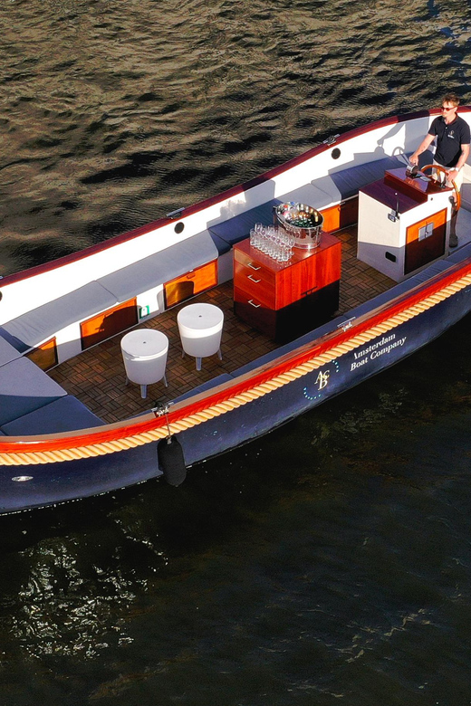 Amsterdam: Private City Canal Cruise With Unlimited Drinks - Why the electric motor matters