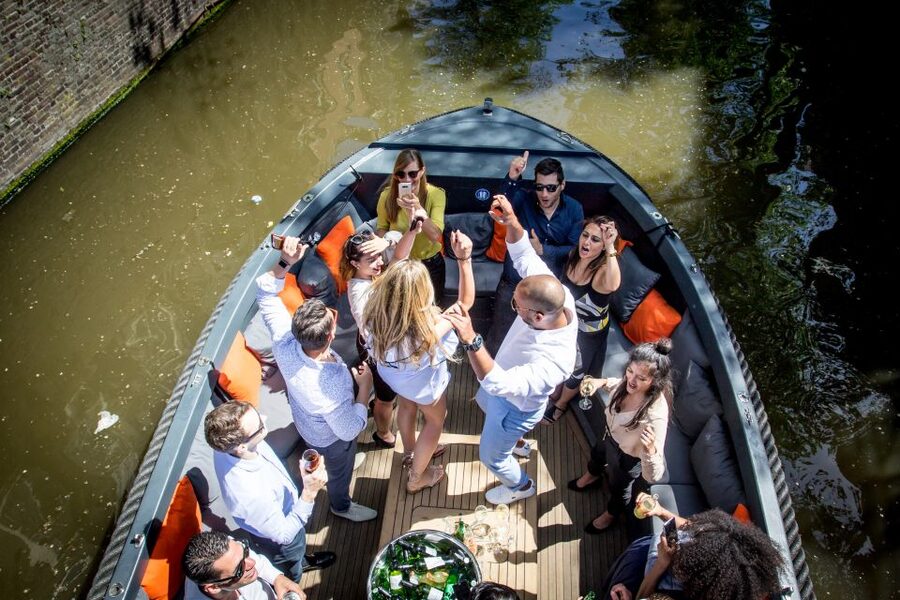 Amsterdam: Private Prosecco Canal Cruise Tour - A private party on Amsterdam’s water