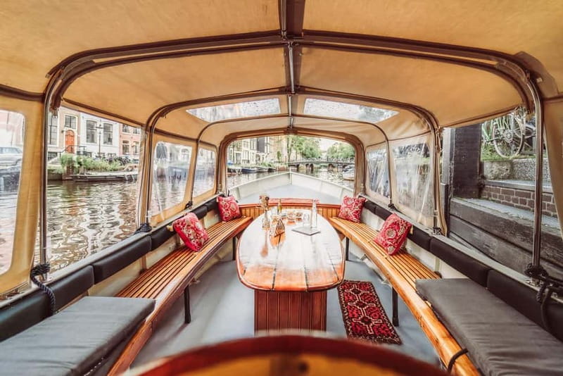 Amsterdam: Private Romantic Canal Cruise w. Prosecco/Snacks - Staalmeestersbrug and the return along Herengracht