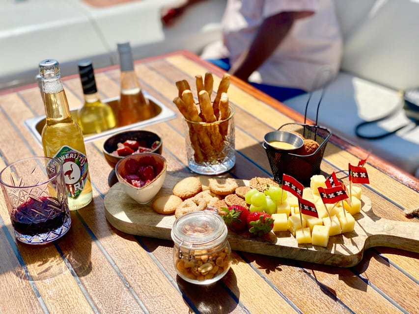 Amsterdam Small Group Canal Cruise inc Snacks/Drinks Winter - A small sloop instead of a crowded canal boat