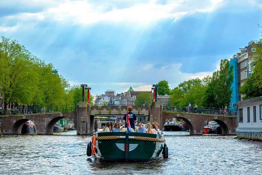 Amsterdam: The Newest Canal Cruise with Drink Option - Open air, cover, blankets, and Amsterdam weather