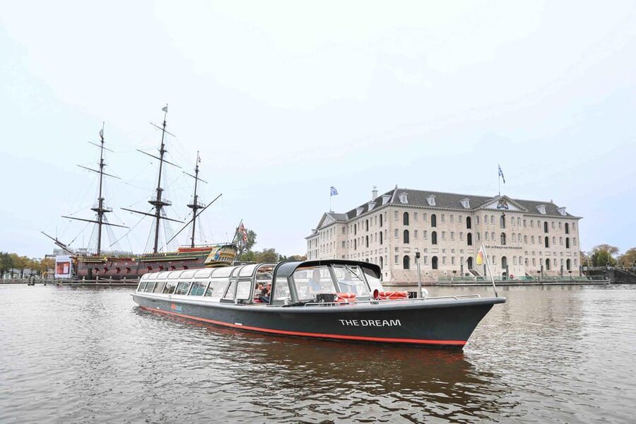 Amsterdam: Traditional Canal Cruise with Bar on Board - Passing the Anne Frank House