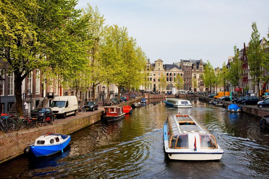 Amsterdam Walking Tour and Canal Cruise - Jordaan: the best place to slow down