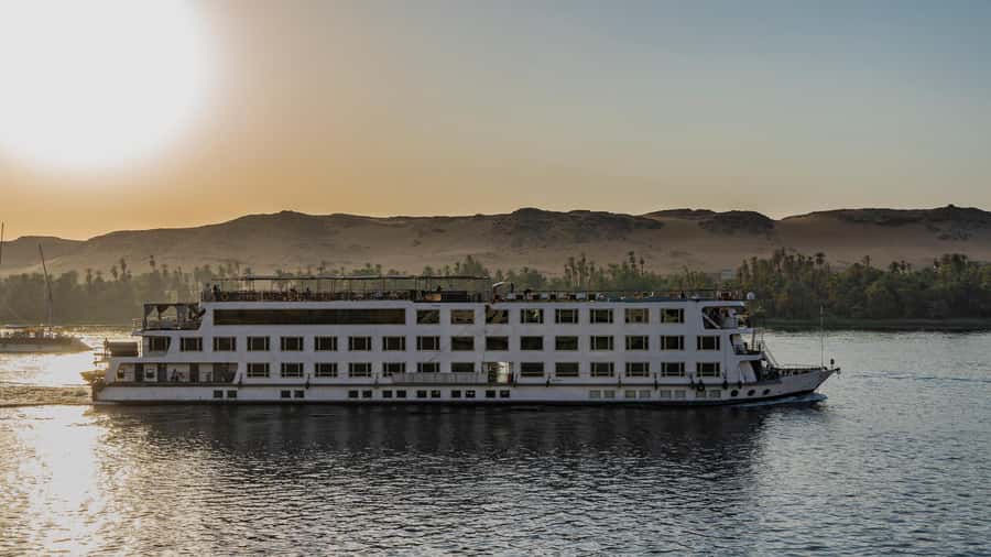 Aswan: 4-Day Egypt Private Tour with Nile Cruise, Balloon - Key points at a glance