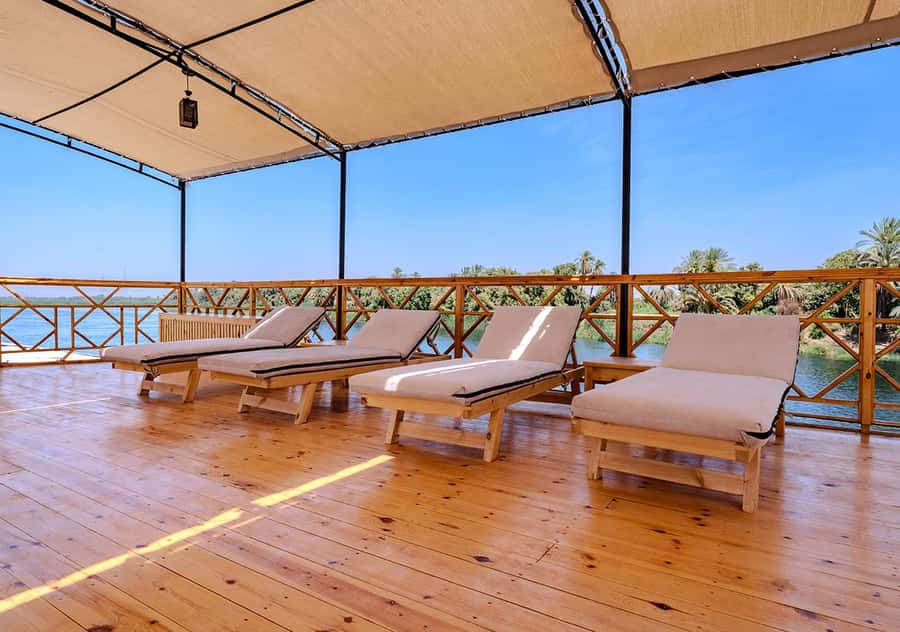 Aswan to Luxor: 4-Day Luxury Dahabiya Nile Cruise Adventure - Day 3: Gebel El-Silsila, village life, and Edfu