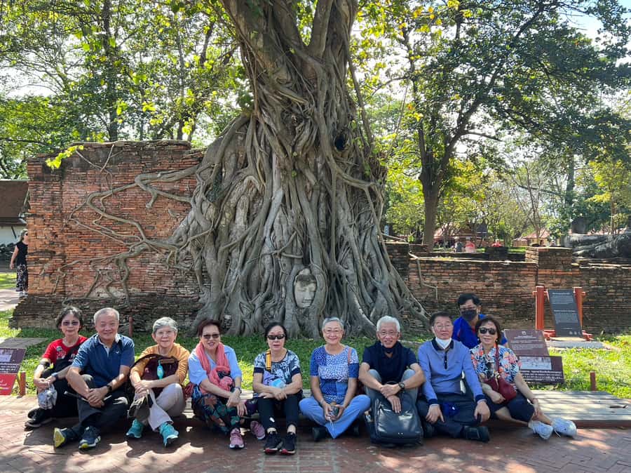 Ayutthaya Day Tour: Ancient Trade Route Temples River Cruise - Lunch with river prawns and a taste of Ayutthaya