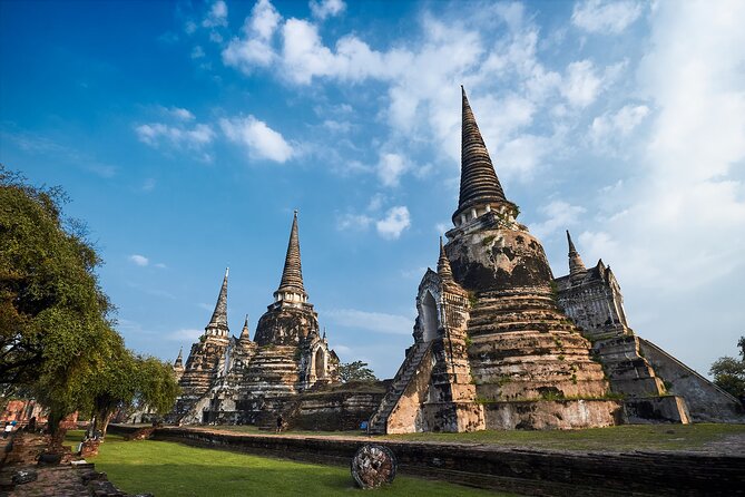 Ayutthaya Temples and River Cruise from Bangkok - The reclining Buddha at Wat Lokayasutharam