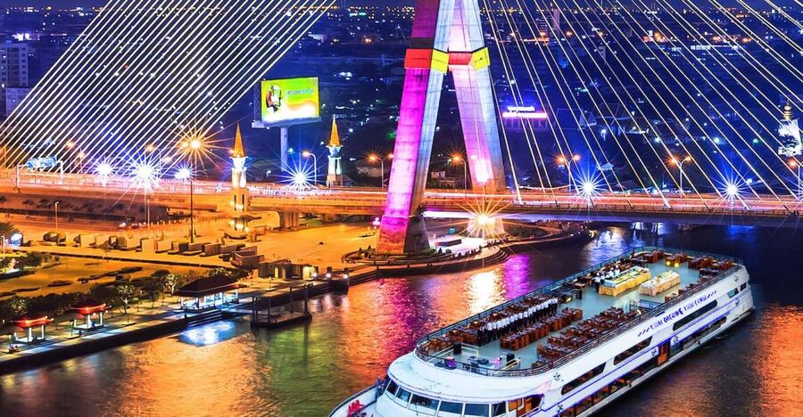 Bangkok: 2-Hour Dinner & Shows on White Orchid River Cruise - What to expect from the buffet dinner