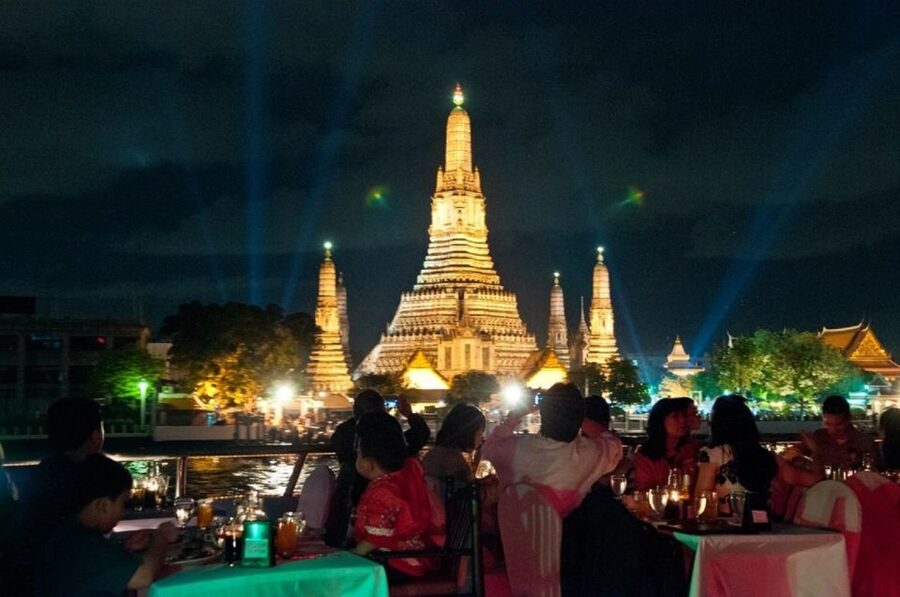 Bangkok: 2-Hour Dinner & Shows on White Orchid River Cruise - Live music, dancing, and the cabaret show