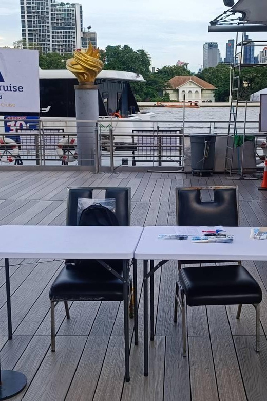 Bangkok: Alangka Chao Phraya River Dinner Cruise - What $36 gets you