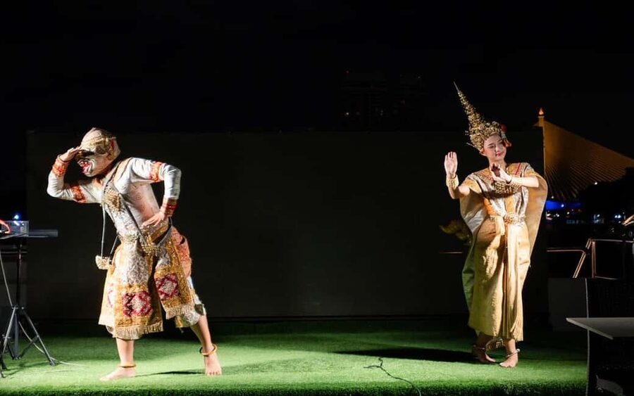 Bangkok: Alangka Chao Phraya River Dinner Cruise - Who will enjoy this cruise most