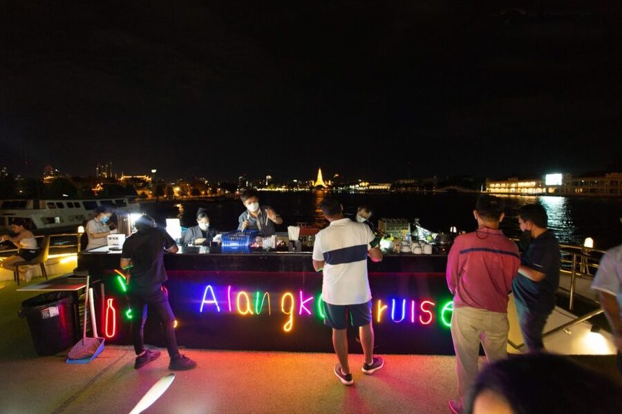 Bangkok: Chao Phraya Alangka Cruise at Icon Siam - Starting at ICONSIAM Pier 4