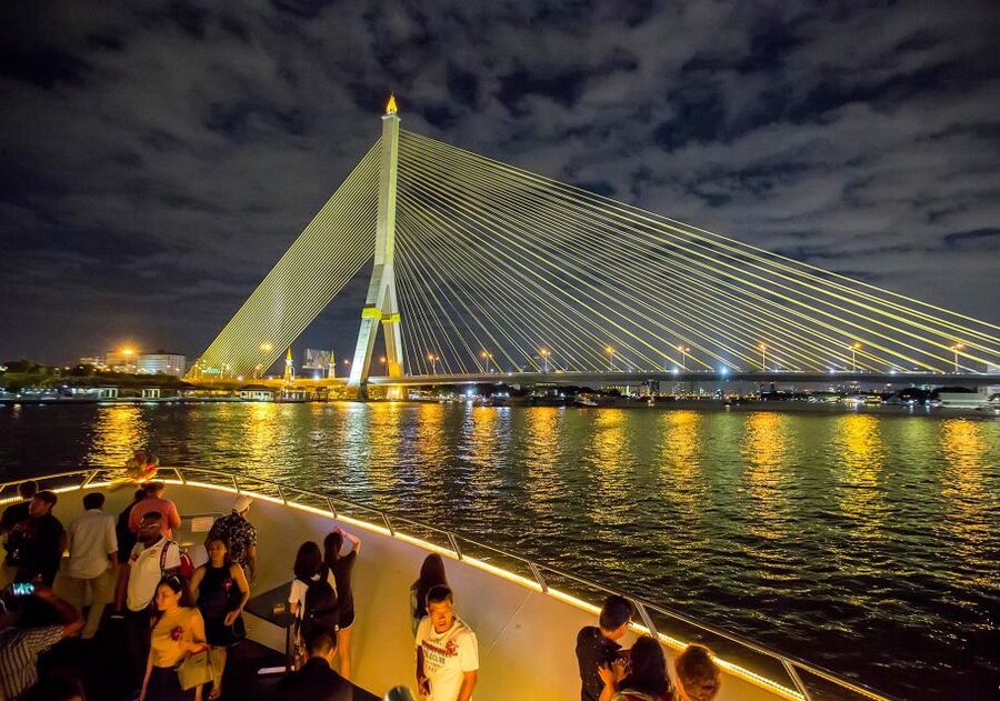 Bangkok: Chao Phraya Princess Dinner Cruise Ticket - Choosing between sunset and dinner