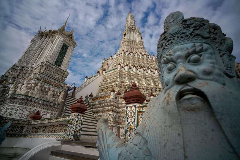 Bangkok: Longtail Boat Canal Tour to Wat Arun - Key points at a glance