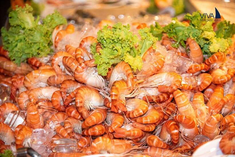 Bangkok: Noah 6 Stars Luxury Chaophraya River Dinner Cruise - Starting at ICONSIAM beside the Chao Phraya