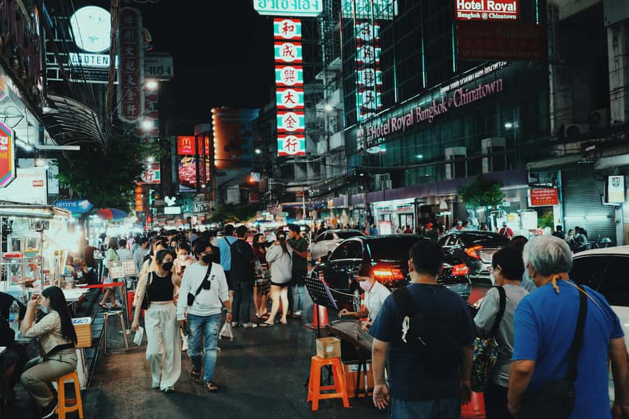 Bangkok: Private Tuk-Tuk Night Tour, River Boat & Eats - Why this four-hour route works after dark